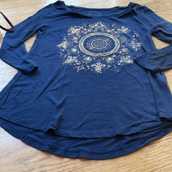 Lucky Brand top, size XS - Picture 5 of 8